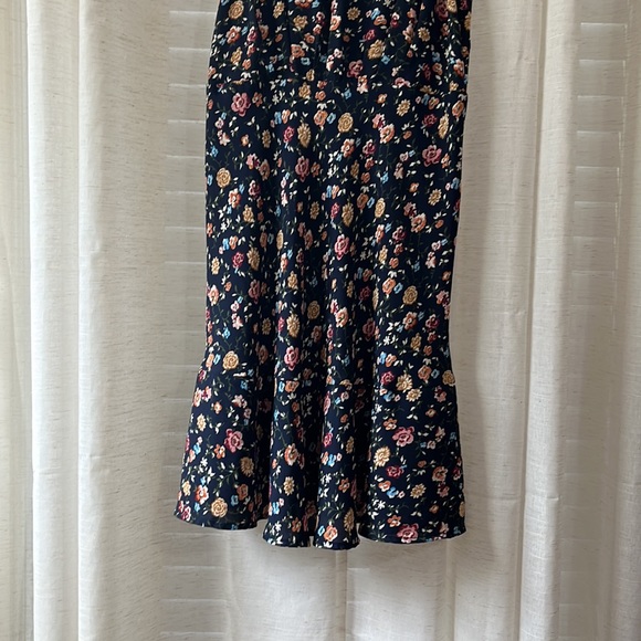 J.Crew Mercantile Vintage Floral Ruched Waist Dress Sz 4 Dark Romantic - Picture 3 of 6